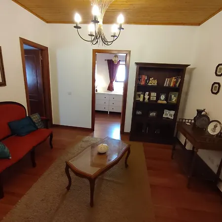Casa Cantelas Casa de Férias