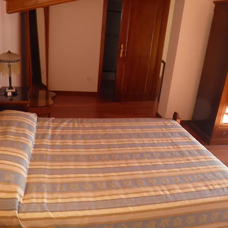 Casa Cantelas * Batalha